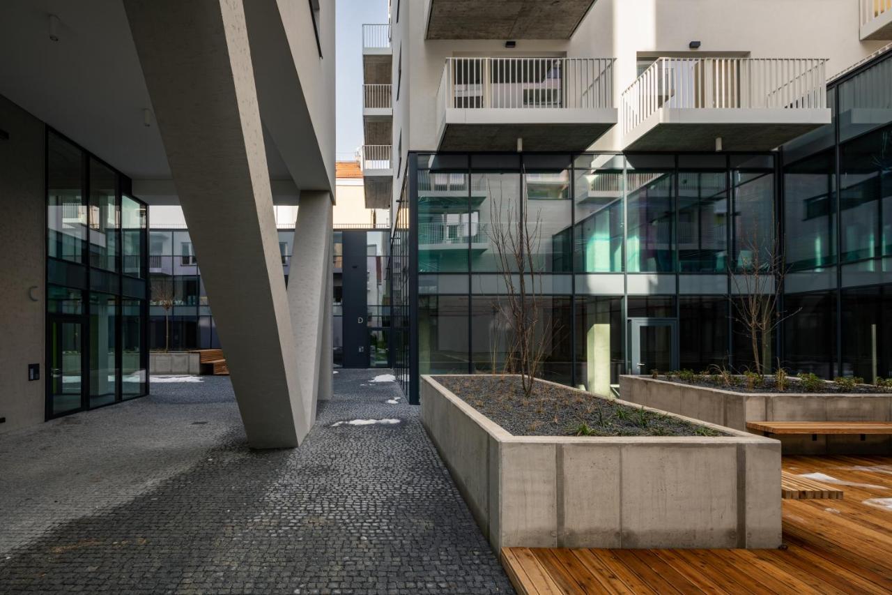 Prague Days - Exclusive Condo In Trendy Neighbourhood Luaran gambar